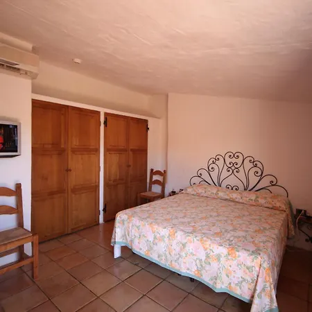 Ξενοδοχείο με διαμερίσματα Residenza Capriccioli 3*