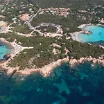 Ξενοδοχείο με διαμερίσματα Residenza Capriccioli 3*