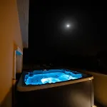 Residenza Capriccioli מלון דירות