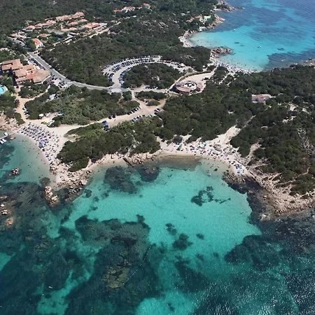 レジデンツァ カプリチョーリ ポルト・チェルボ