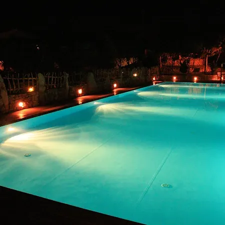 レジデンツァ カプリチョーリ アパートホテル