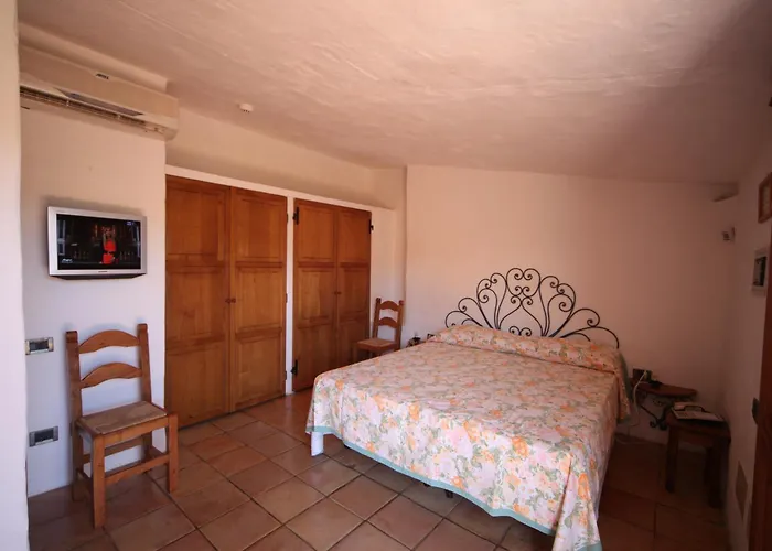 Aparthotel Residenza Capriccioli 4*