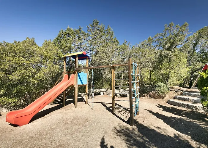 Residenza Capriccioli מלון דירות