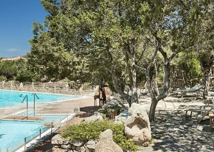 Residenza Capriccioli מלון דירות